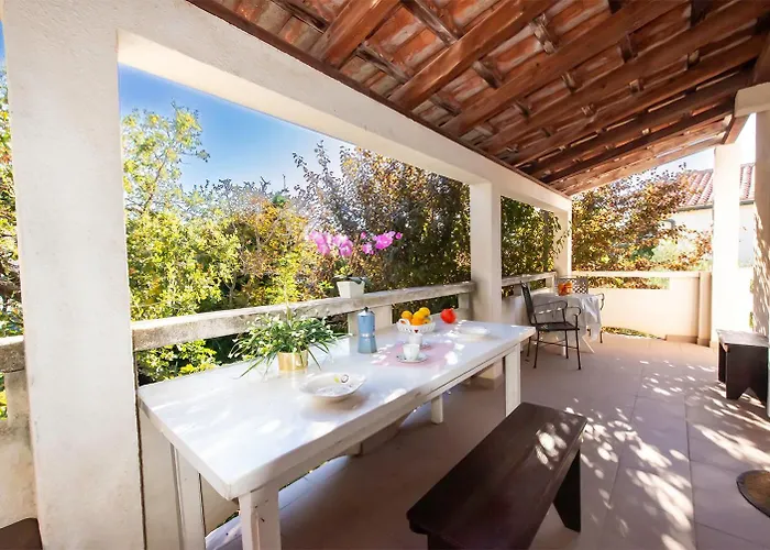 Apartment Breza Novalja